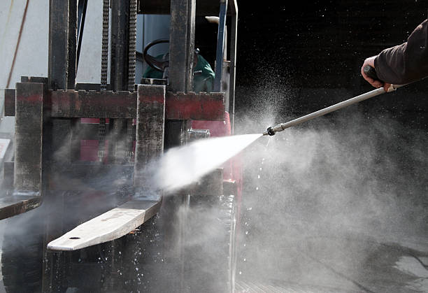 Best Roof Pressure Washing  in Vale, OR